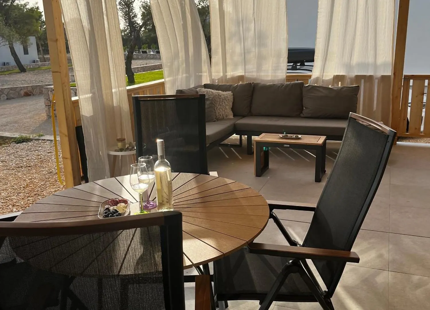 Vila Olson - Holiday Village Twins Pakostane Croatia