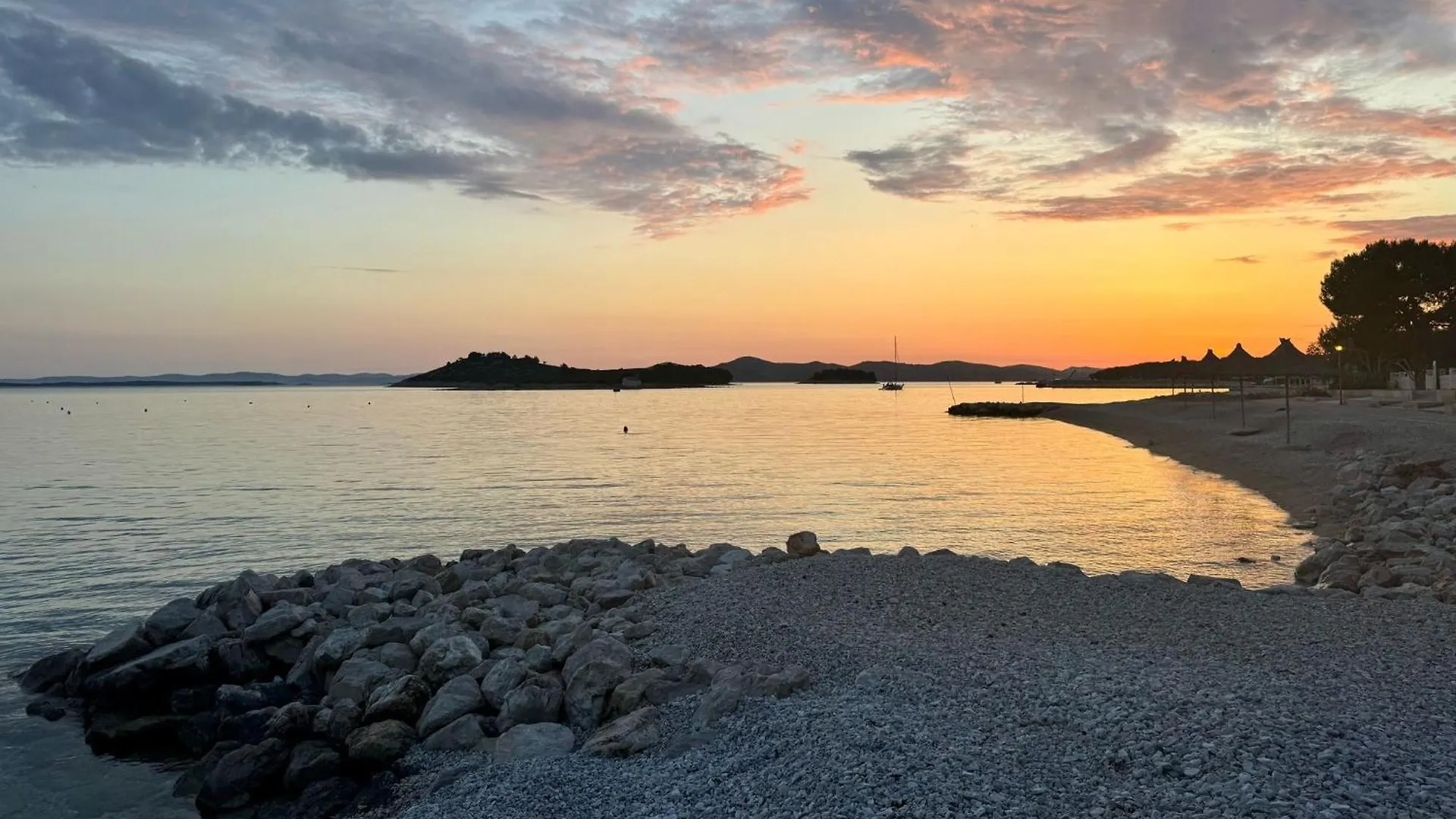 Vila Olson - Holiday Village Twins Pakostane Croatia